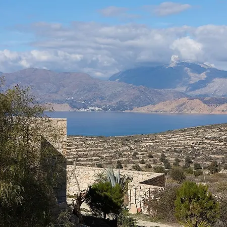 Orelia Cretan Villas Kamilari